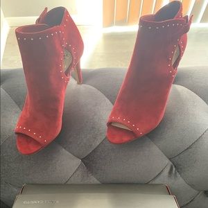 Vince Camuto, size 8.5 peep toe heels, red, leather. NWB